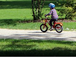 Fahrrad_fahren_Kind